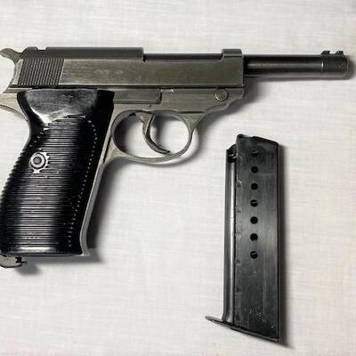 LOT#125: Walther P38 AC44