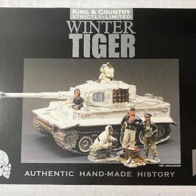 LOT#141: NOS King & Country Winter Tiger