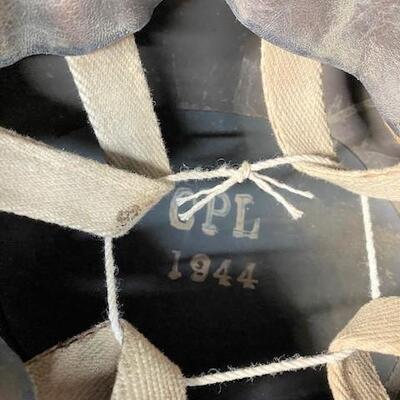 LOT#199: CPL 1944 Helmet