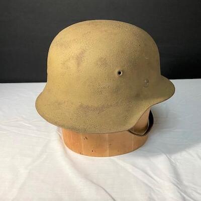 LOT#236: WWII German M42 Helmet (#1)