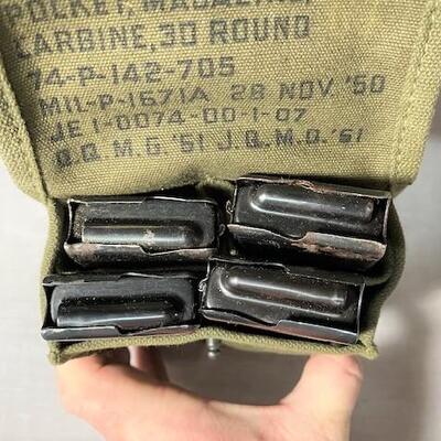 LOT#321: Original M1 Carbine Pouch w/ 4 clips (#1)