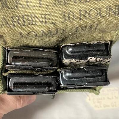 LOT#322: Original M1 Carbine Pouch w/ 4 clips (#2)