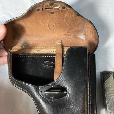 LOT#363: 1941 CWW P38 Holster 3rd Reich Mark