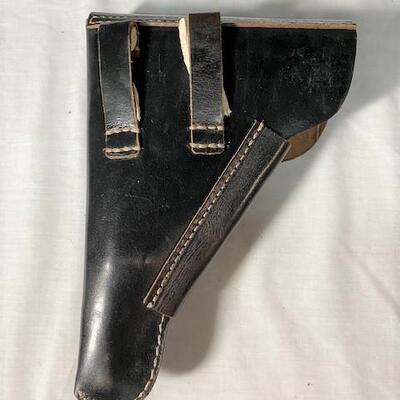 LOT#370: Unmarked P38 Holster Black Leather