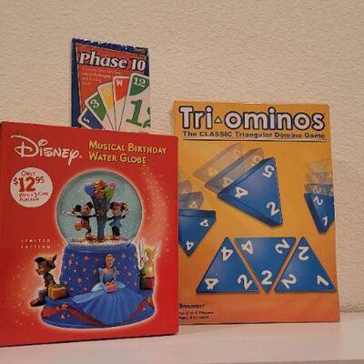 Lot 160: Childrens Gift and Game Set NEW