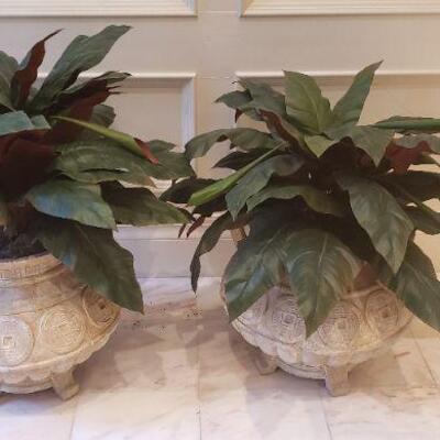 2 Indoor Artificial Plant Pots