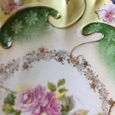 Antique Victorian Hand Painted Porcelain Ruffled Edge Plate 9.5â€ 