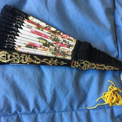Vintage Asian Hand Fan Accordion Style 10â€