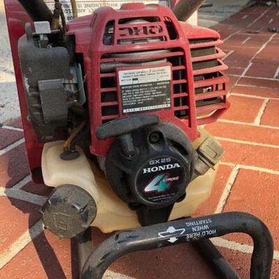 Lot 58 G: Honda & Mantis yard tillers