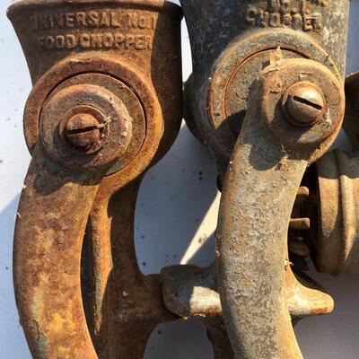 Lot 60 G: 11 Vintage Universal Meat & Food Choppers