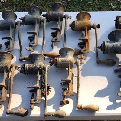 Lot 60 G: 11 Vintage Universal Meat & Food Choppers
