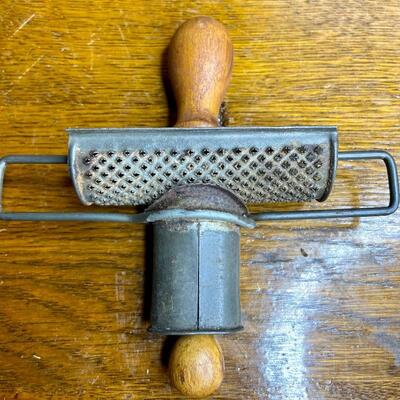 Lot 17: Goodell Cast Iron Apple Corer and more 