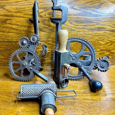 Lot 17: Goodell Cast Iron Apple Corer and more 
