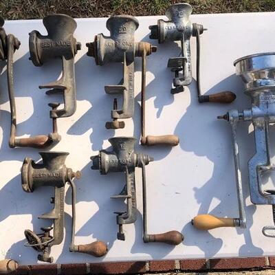 Lot 61 G: 8 Vintage Meat & Food Choppers