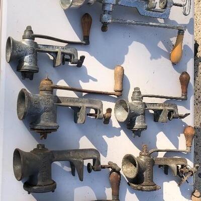 Lot 61 G: 8 Vintage Meat & Food Choppers