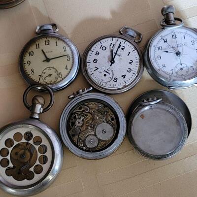 Lot 118: Pocket Watch Cases/Parts