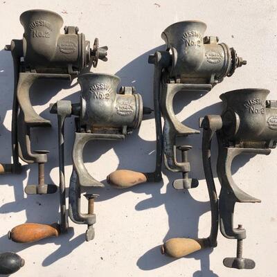 Lot 62 G: 7 Vintage Meat & Food Choppers