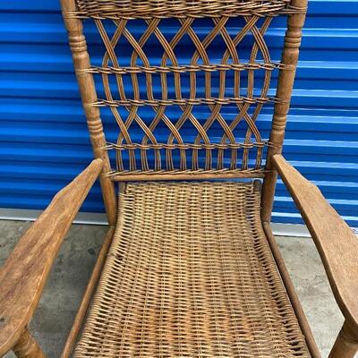 Old Wicker Chair * See Details 
