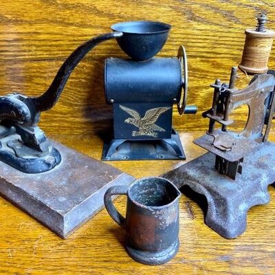 Lot 19: Vintage mini sewing machine, leather rivet cutter and more