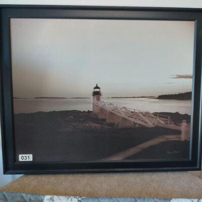 Lot 031   Lighthouse Picture