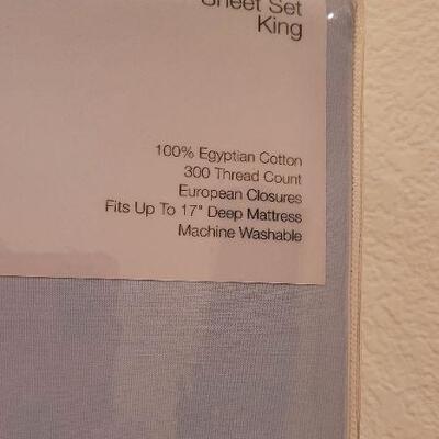 Lot 173: New Egyptian Cotton KING Sheet Set