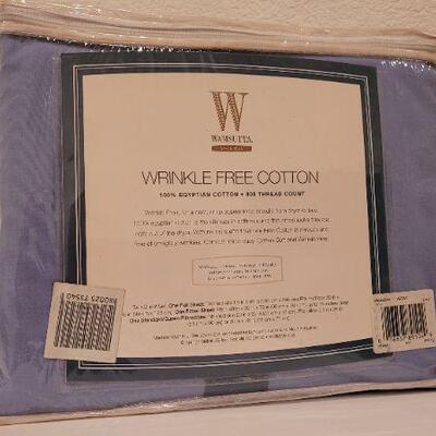 Lot 175: New Wrinkle Free Egyptian Cotton Twin Sheet Set 