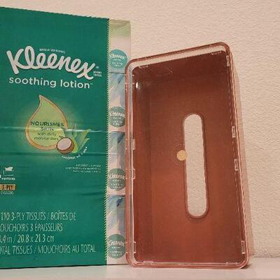 Lot 179: Vintage Lucite Paper Towel Cover + (4) NEW Kleenex