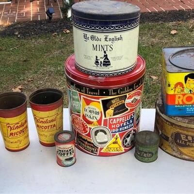 Lot 69 G: Vintage Tins