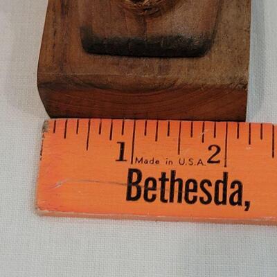 Lot 193: Mid Century Modern Wood Cat Doorstop