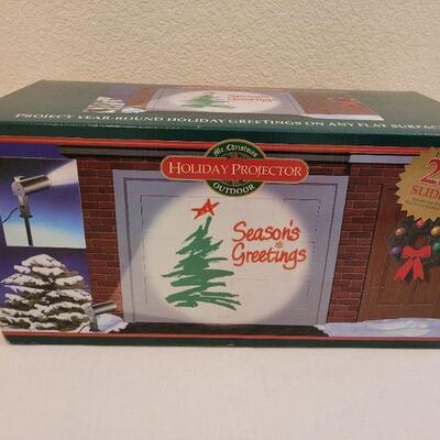 Lot 214: Holiday Projections - 25 Different Slides