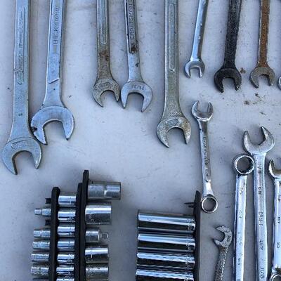 Lot 75 G: Wrench and Socket Lot