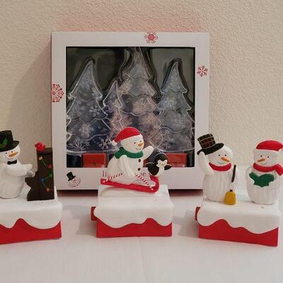 Lot 220: New HALLMARK Animated Snowman Scenes with Light Up Trees - Work Great!