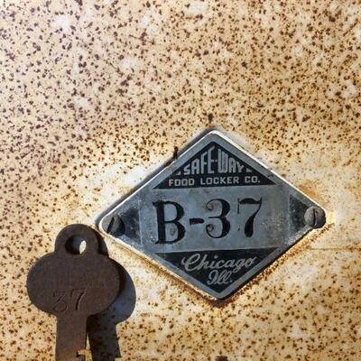 Lot 79 G: Large Vintage Metal Safe-Way Food / Tool Locker