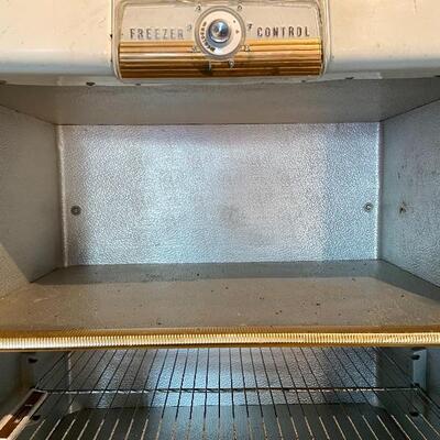 Lot 82: Vintage General Electric Food Freezer