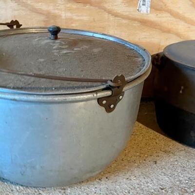 Lot 86: Dutch ovens and more 