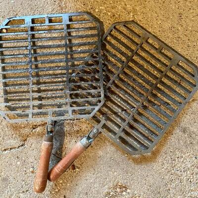 Lot 86: Dutch ovens and more 