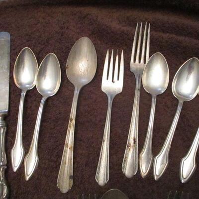 Lot 243 - Stainless & Silver Plated & Sterling Silverware - Alvin Rogers Simcon