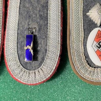 LOT#418B: Nazi Luftwaffe Shoulder Boards & Pins Sets