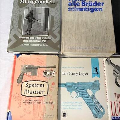 LOT#432: Assorted German Military WWII Books (#5)