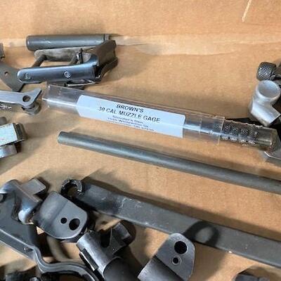 LOT#473: Miscellaneous Gun Parts (#1)