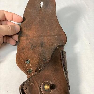 LOT#490: 1917 WWI US Army Warren 45 Holster