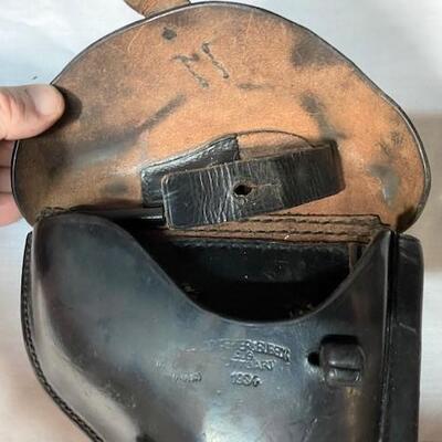 LOT#498: Pair of 1930s P.08 Luger Holsters