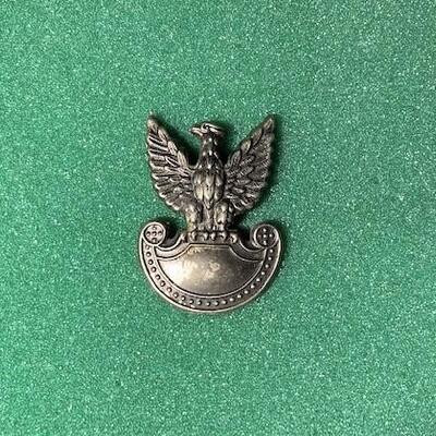 LOT#507: WWII Polish Cap Badge