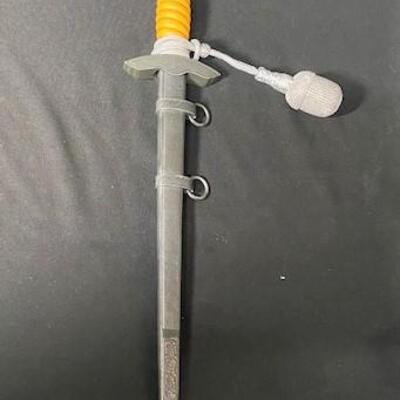 LOT#512: WWII German Officer's Dagger (#1)
