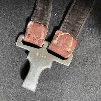 LOT#512: WWII German Officer's Dagger (#1)