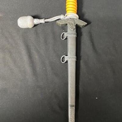 LOT#512: WWII German Officer's Dagger (#1)