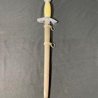LOT#520: WWII German Officer's Dagger [2nd Model] (#3)