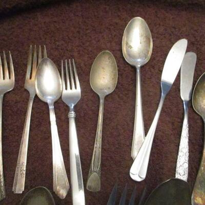 Lot 245 - Stainless & Silver Plated Silverware - Manor House Crosby Stratford DOHRCO Heavy