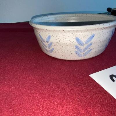 Lot 242 - Stoneware Pottery bowl