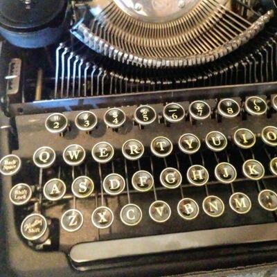 Vintage Smith Corona Typewriter